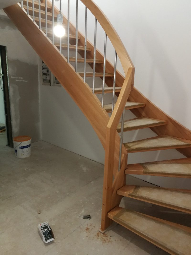 Massiv Holztreppe aus Buche